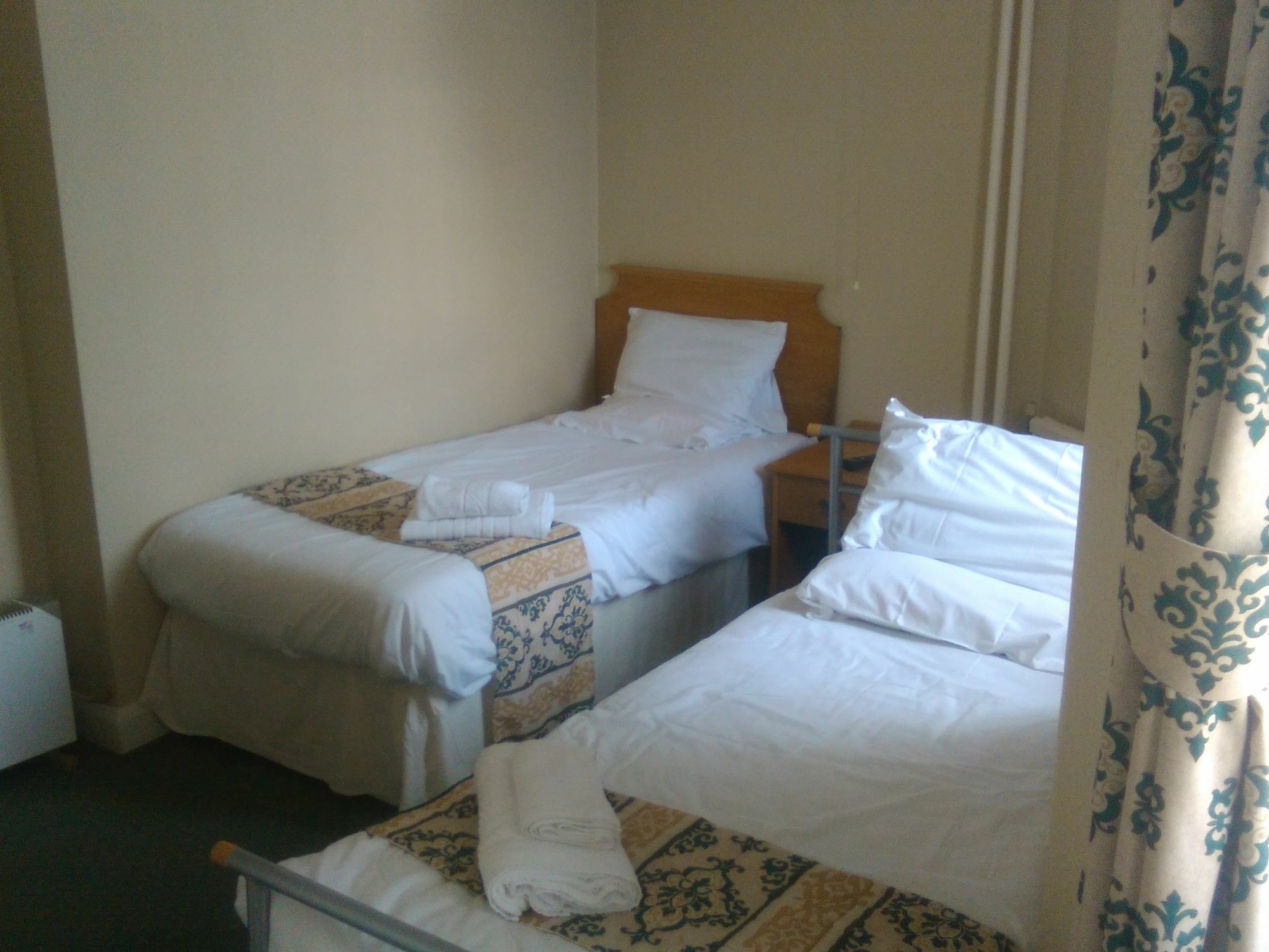 ברידלינגטון Monarch Hotel מראה חיצוני תמונה